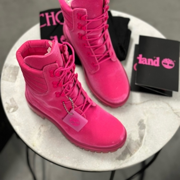 NWT JIMMY CHOO x Timberland collection size 7 - Picture 11 of 15